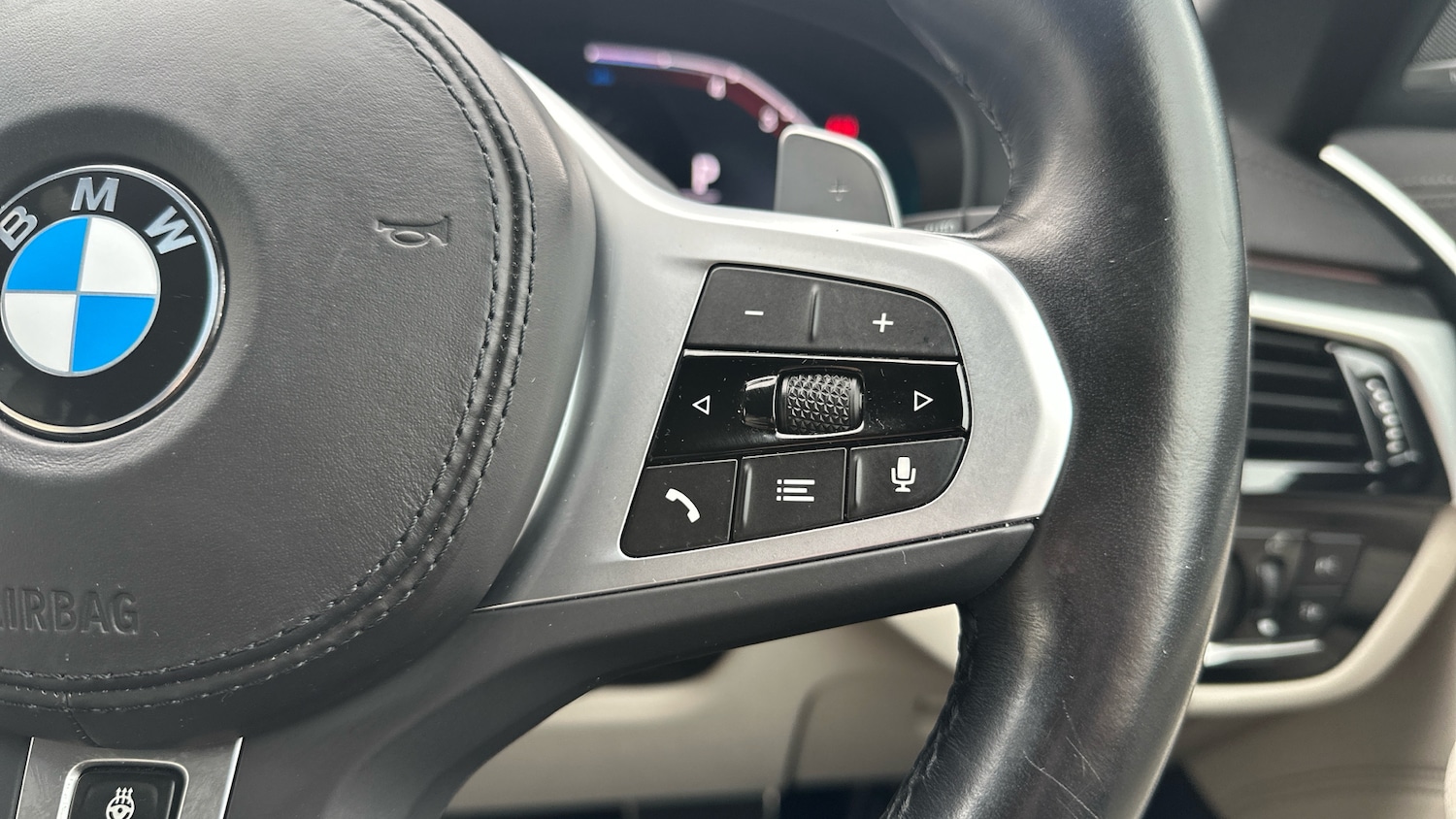 Used BMW 5 Series 2023 for sale - 78010940: Photo 18