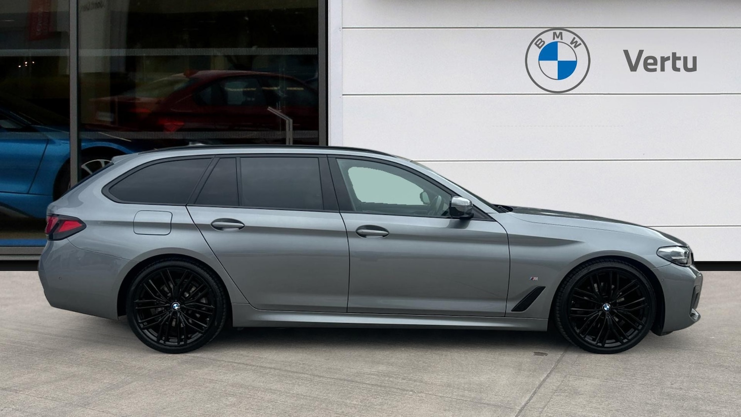 Used BMW 5 Series 2023 for sale - 78010940: Photo 3