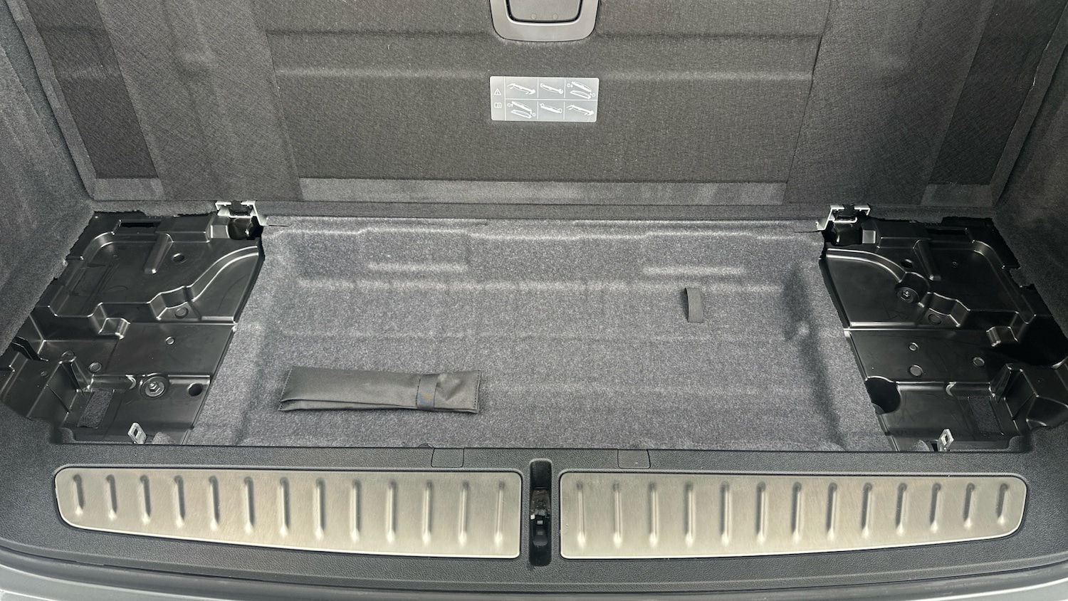 Used BMW 5 Series 2023 for sale - 78010940: Photo 33