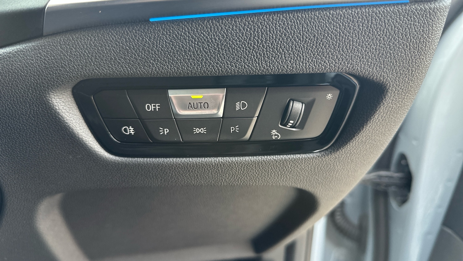 Used BMW 3 Series 2024 for sale - 77728944: Photo 30