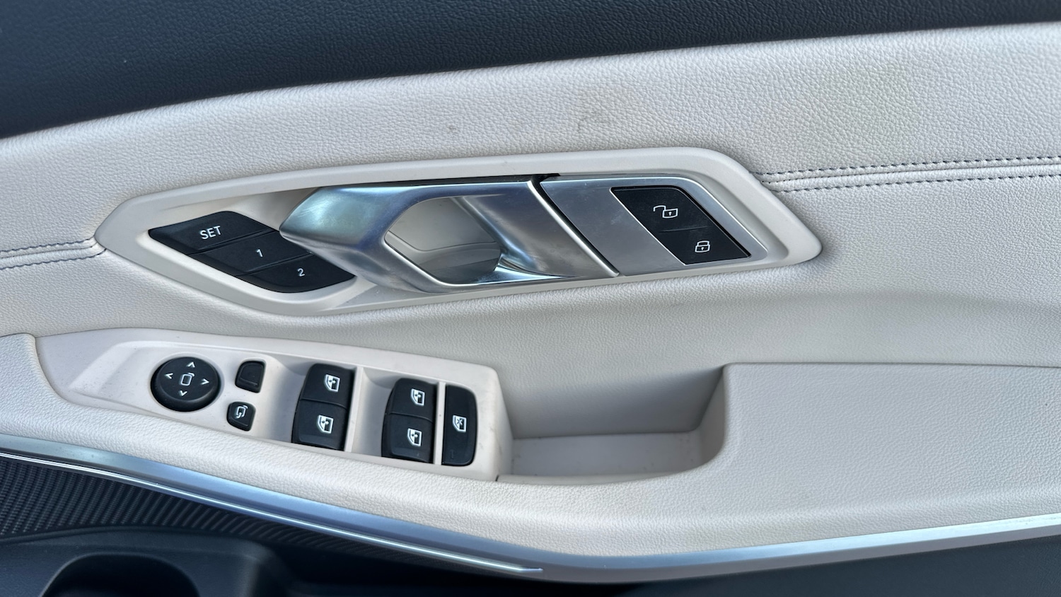 Used BMW 3 Series 2023 for sale - 77128056: Photo 32