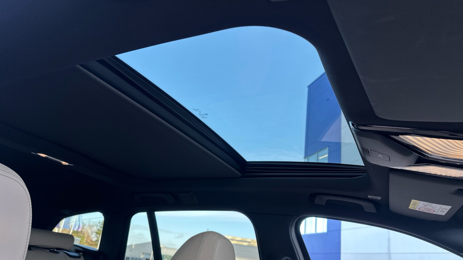 Used BMW 3 Series 2023 for sale - 77128056: Photo 35