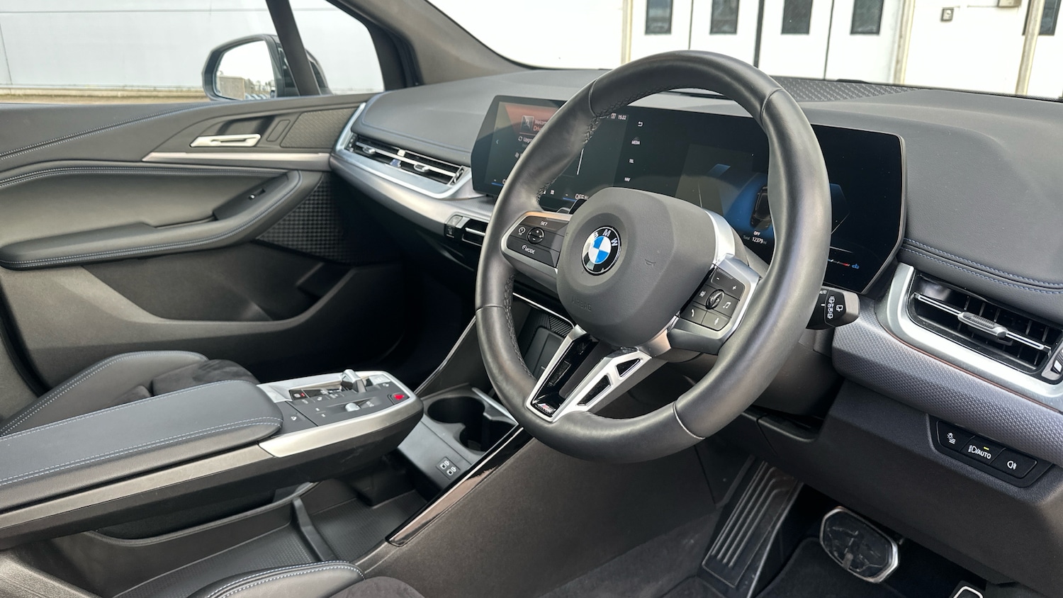 Used BMW 2 Series 2025 for sale - 77474604: Photo 6