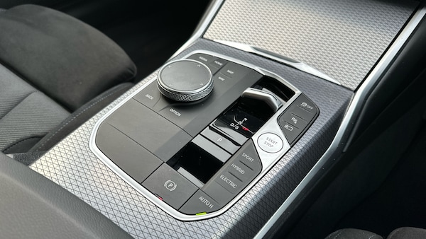 Used BMW 3 Series 2025 for sale - 76114184: Photo 10