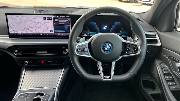 Used BMW 3 Series 2025 for sale - 76114184: Photo 5