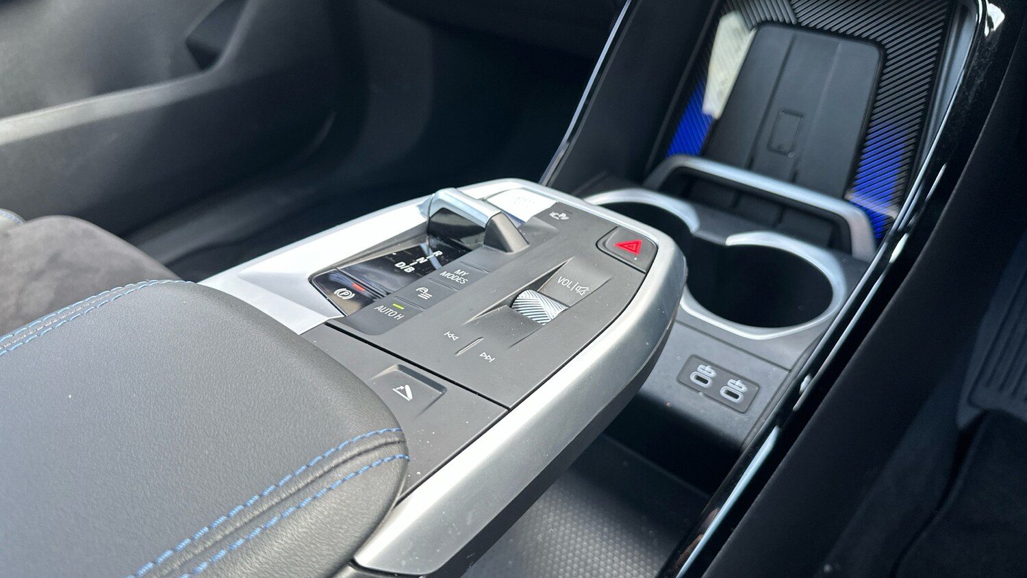 Used BMW iX2 2025 for sale - 77489884: Photo 10