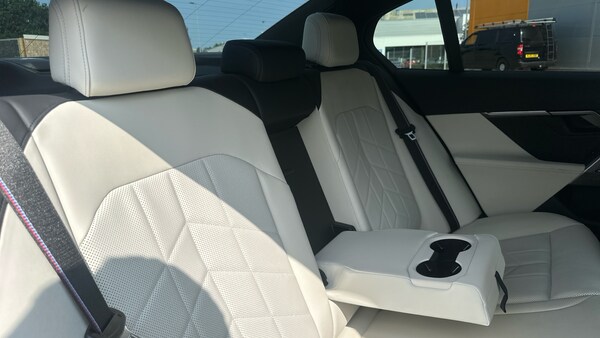 Used BMW i5 2025 for sale - 75957401: Photo 27