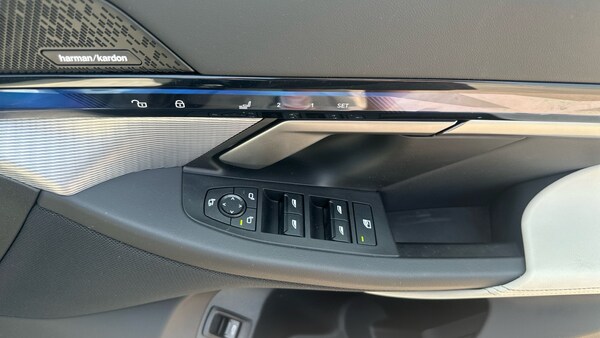 Used BMW i5 2025 for sale - 75957401: Photo 32
