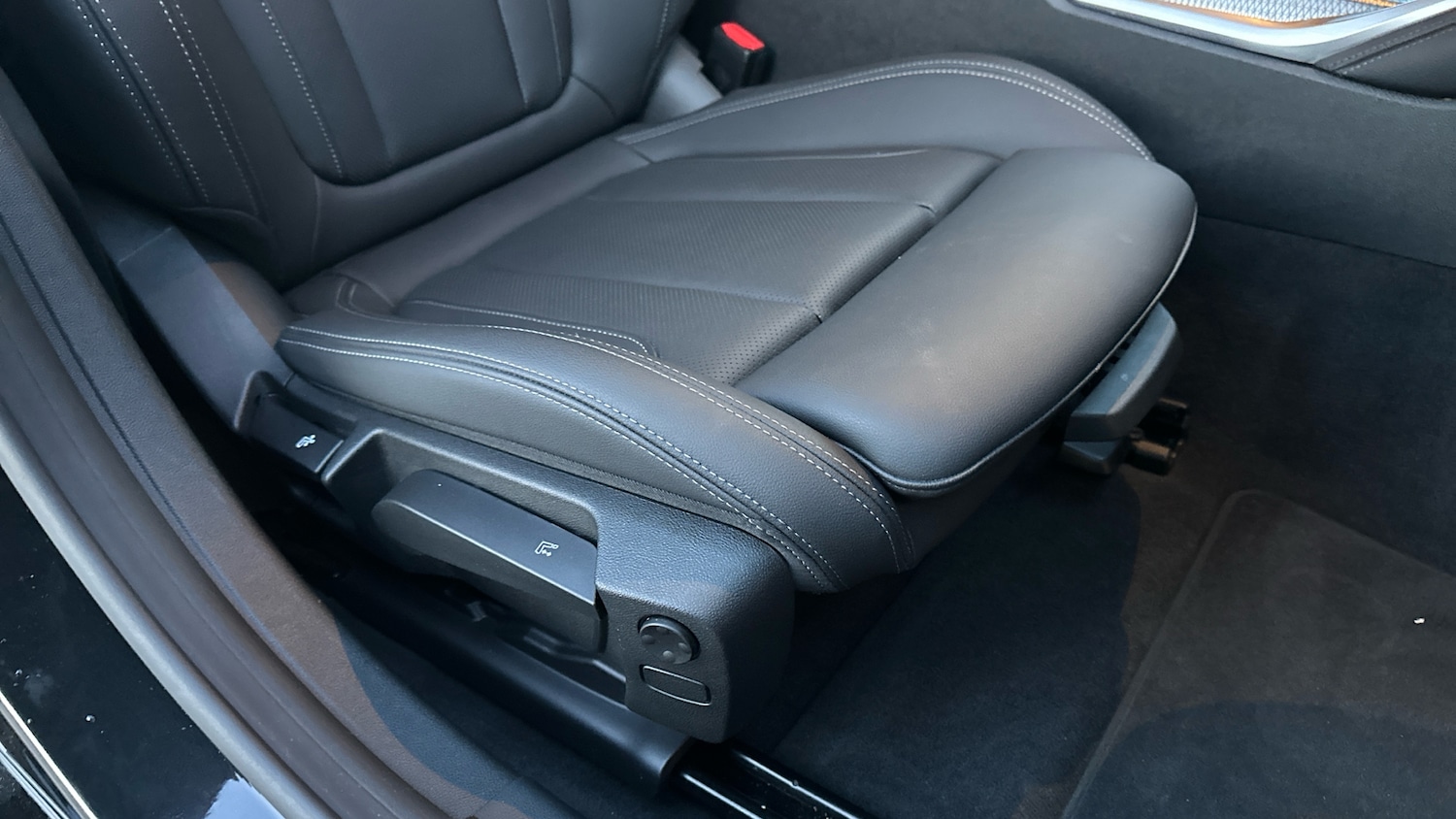 Used BMW i4 2025 for sale - 76719949: Photo 35