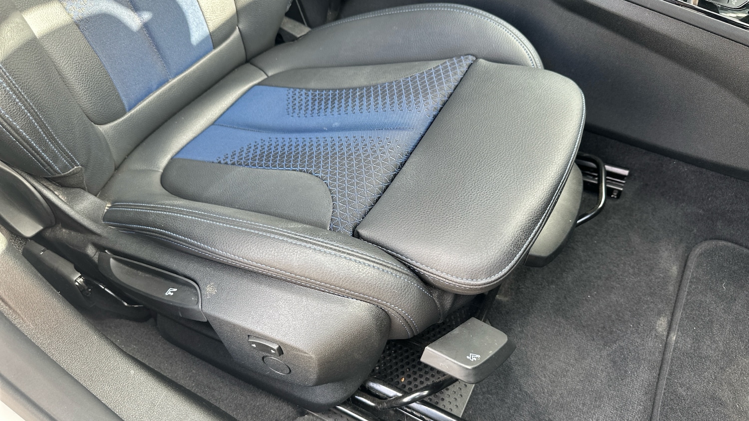 Used BMW 2 Series 2023 for sale - 77930487: Photo 30