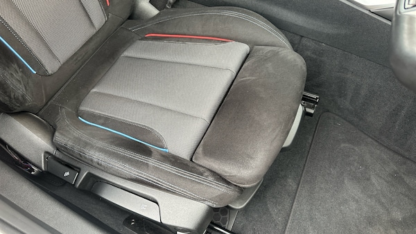 Used BMW 3 Series 2024 for sale - 76232271: Photo 32
