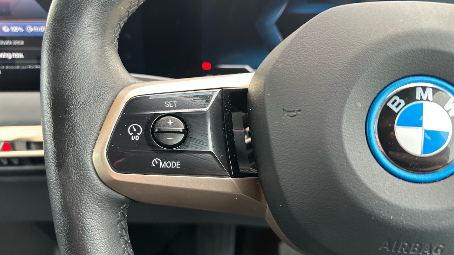 Used BMW iX 2022 for sale - 77220248: Photo 17