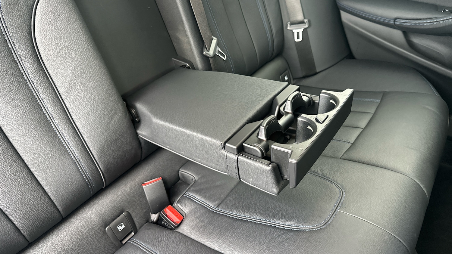 Used BMW 5 Series 2023 for sale - 76720426: Photo 34