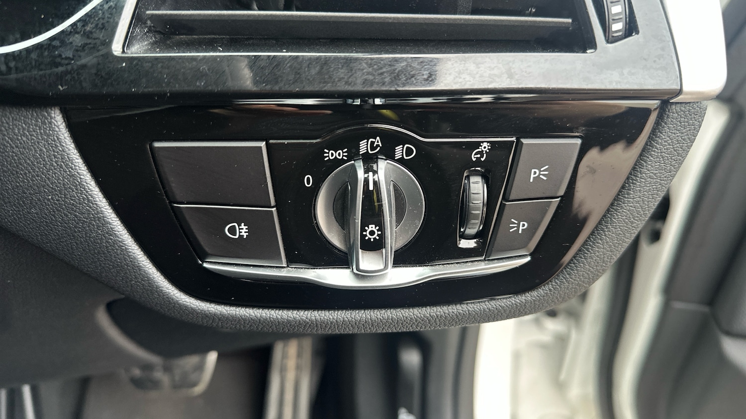 Used BMW 5 Series 2023 for sale - 76720426: Photo 38