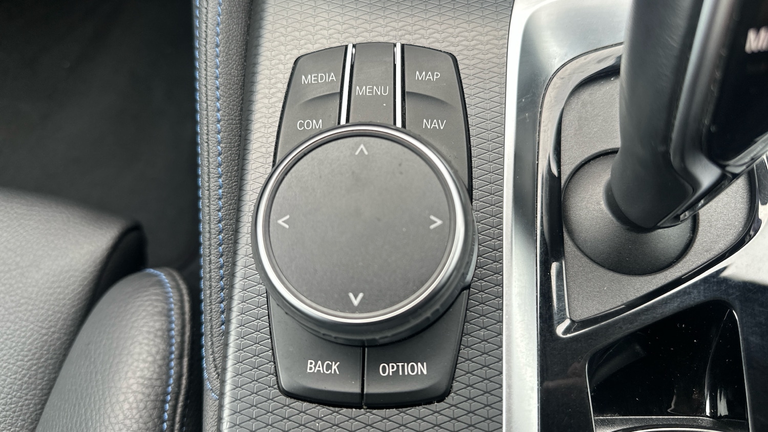 Used BMW 5 Series 2023 for sale - 76720426: Photo 40