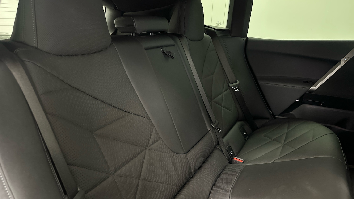 Used BMW iX 2025 for sale - 77377921: Photo 12