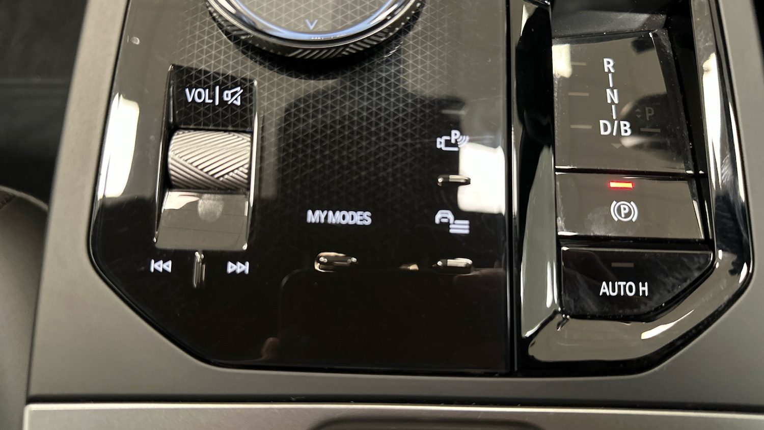 Used BMW iX 2025 for sale - 77377921: Photo 19