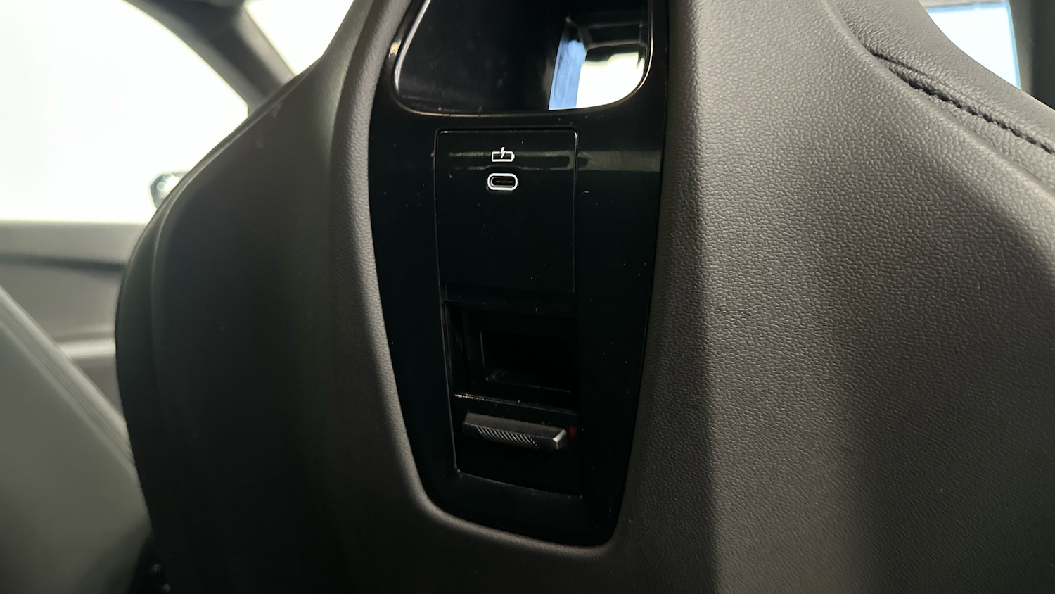 Used BMW iX 2025 for sale - 77377921: Photo 30