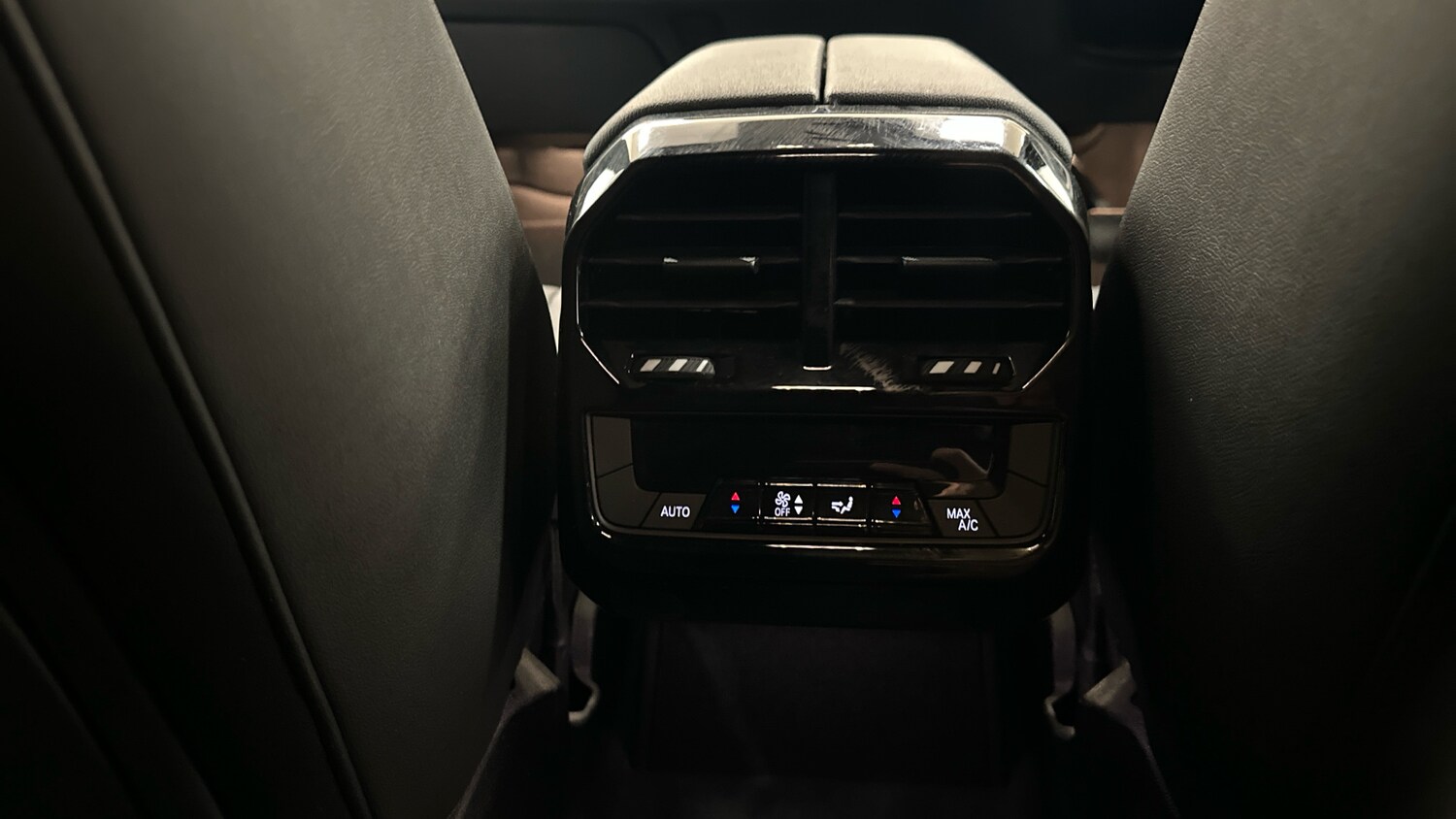 Used BMW iX 2025 for sale - 77377921: Photo 31