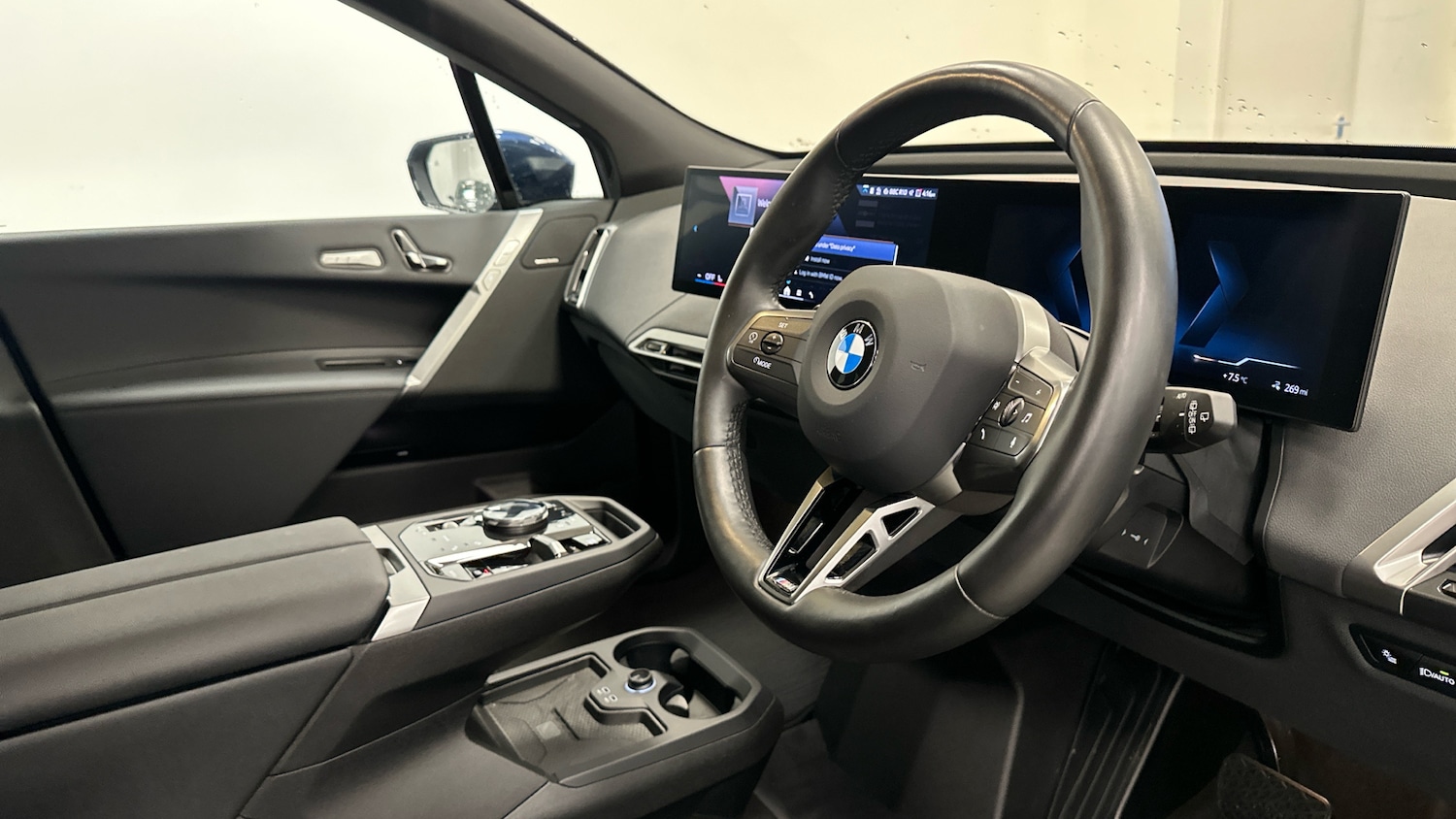 Used BMW iX 2025 for sale - 77377921: Photo 6