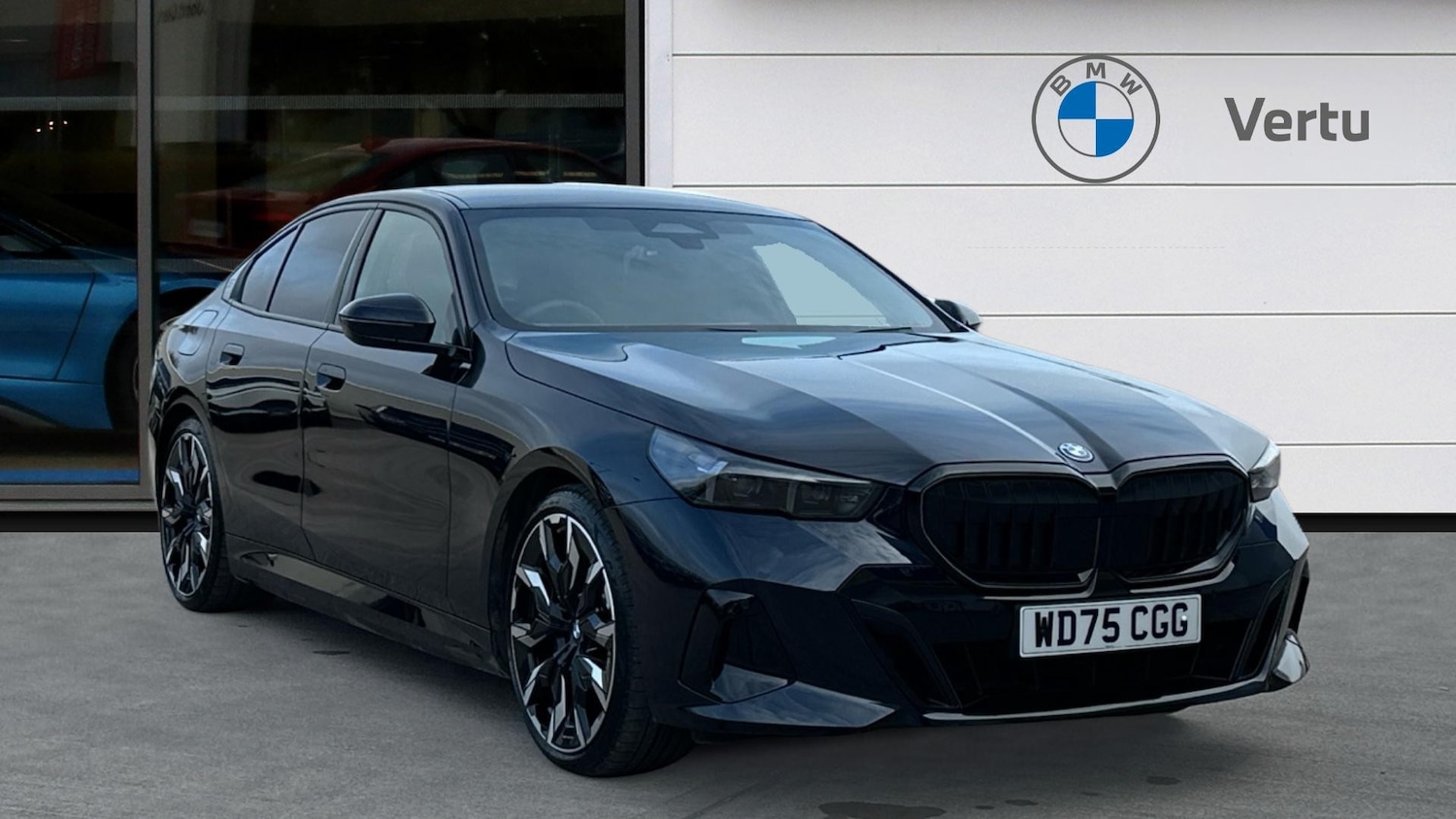 Used BMW 5 Series 2025 for sale - 77742495: Photo 1