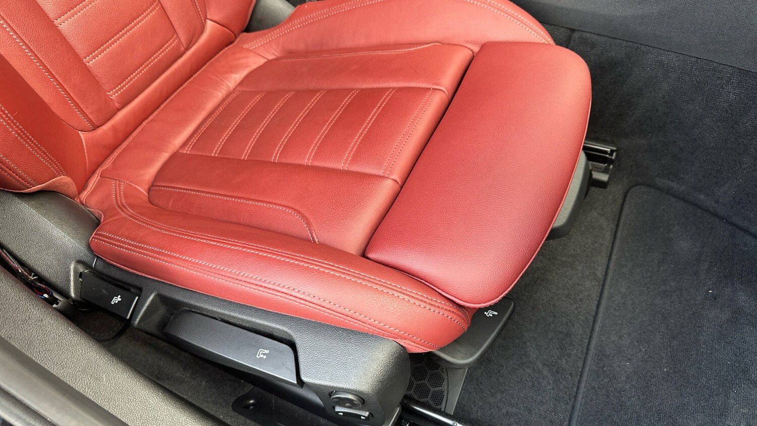 Used BMW 3 Series 2022 for sale - 76576518: Photo 32