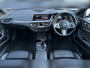 Used BMW 1 Series 2022 for sale - 77151930: Photo