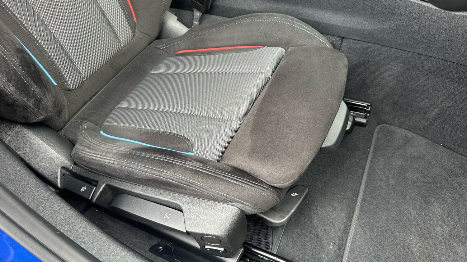 Used BMW 3 Series 2025 for sale - 77902887: Photo 32