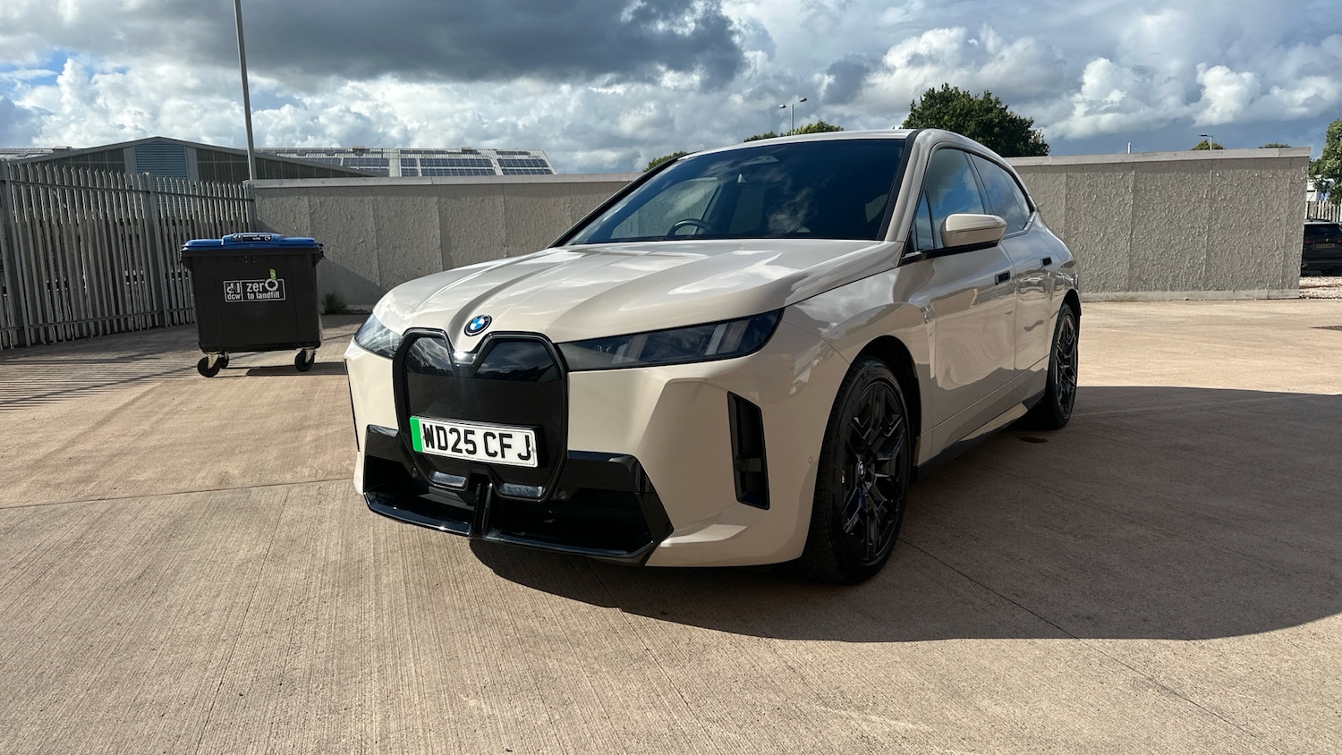 Used BMW iX 2025 for sale - 76960637: Photo 25