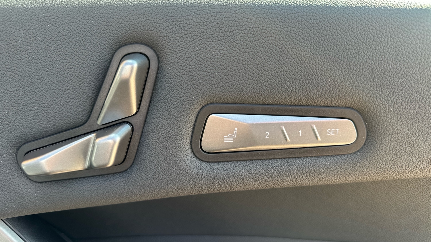 Used BMW iX 2025 for sale - 76960637: Photo 33