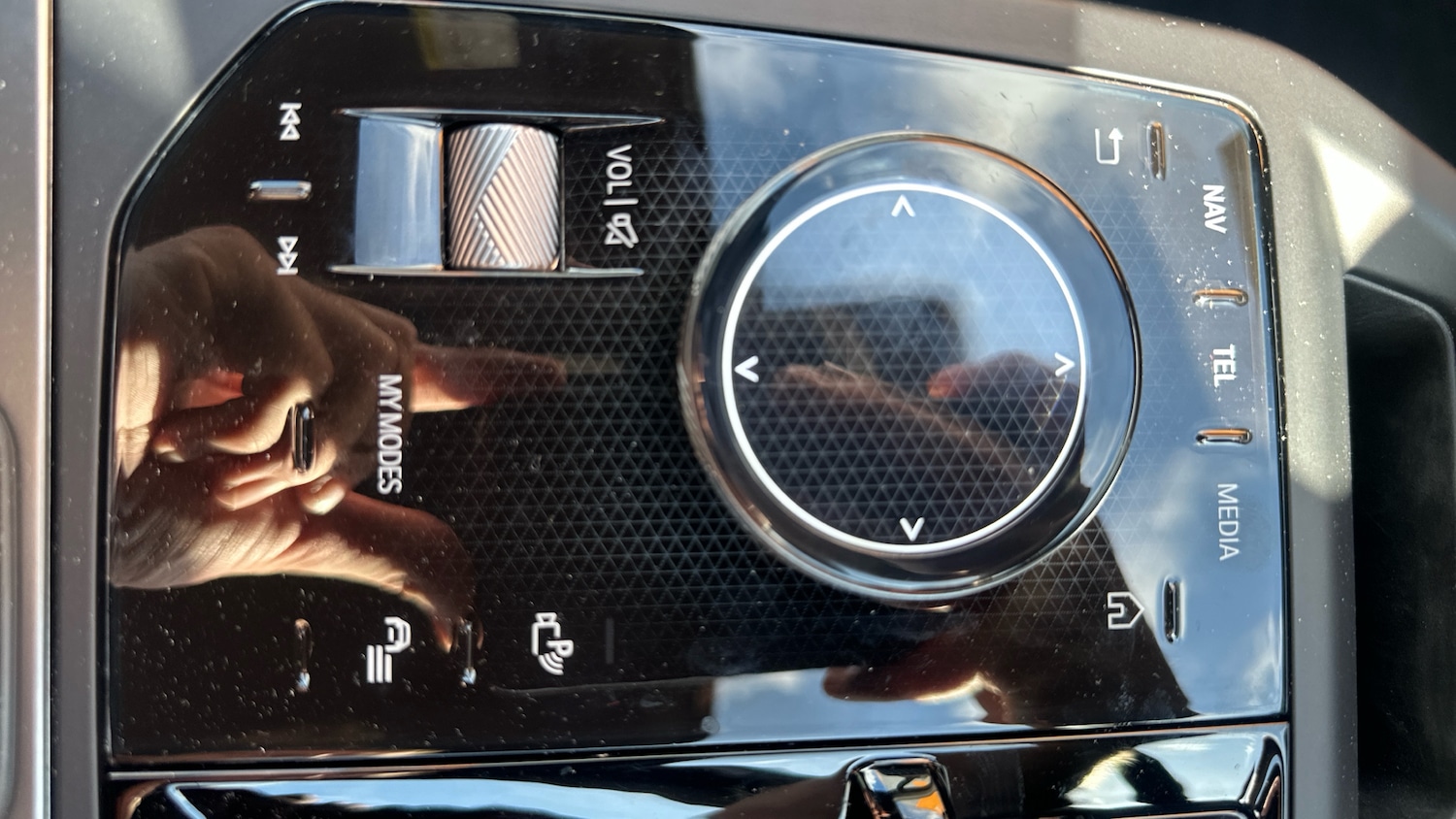 Used BMW iX 2025 for sale - 76960637: Photo 38