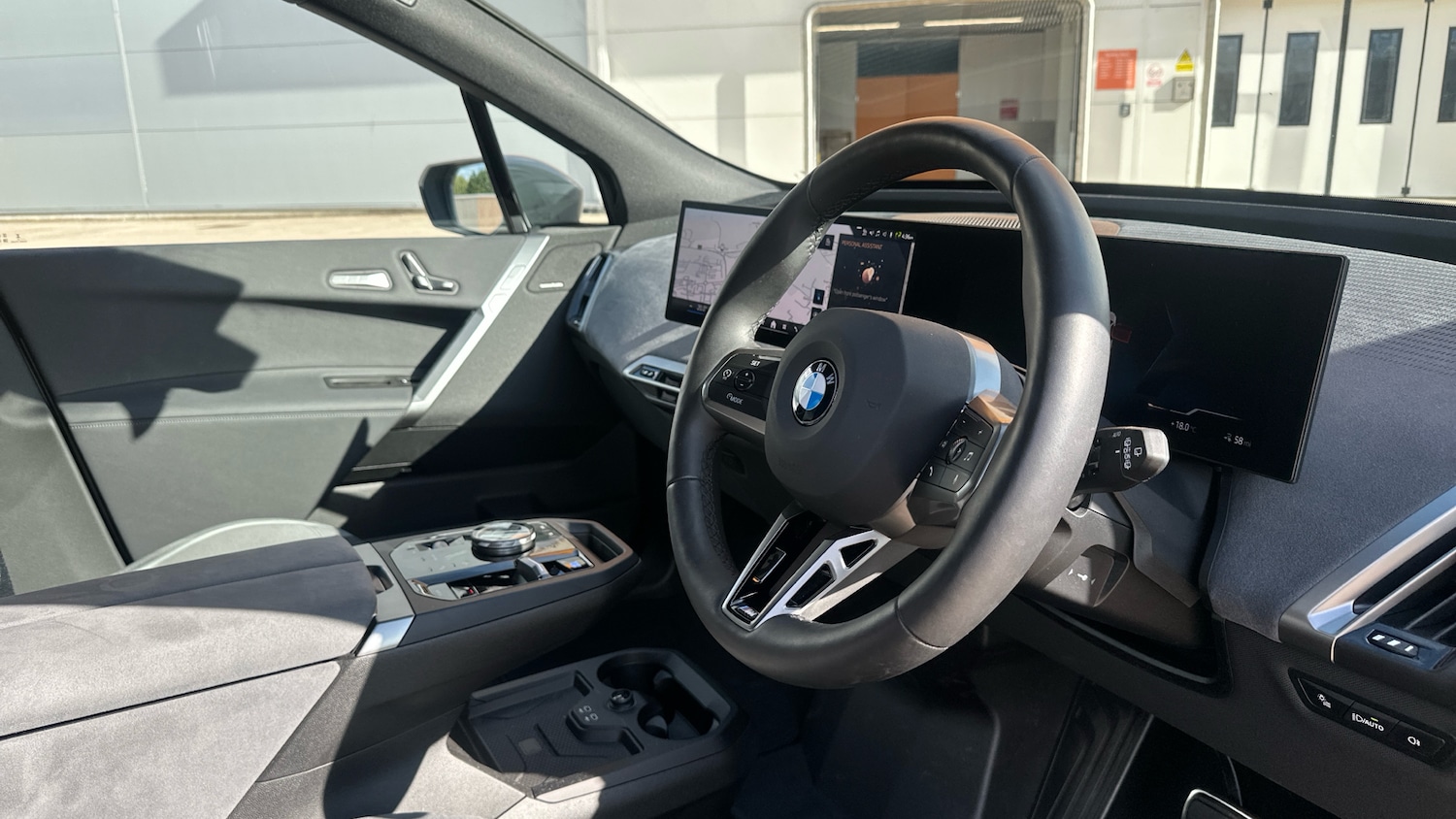 Used BMW iX 2025 for sale - 76960637: Photo 6