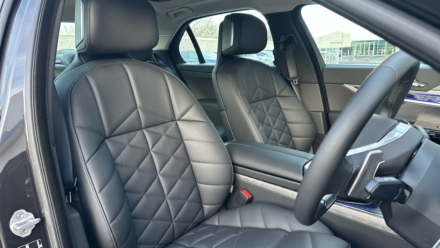 Used BMW 7 Series 2025 for sale - 77567604: Photo 11