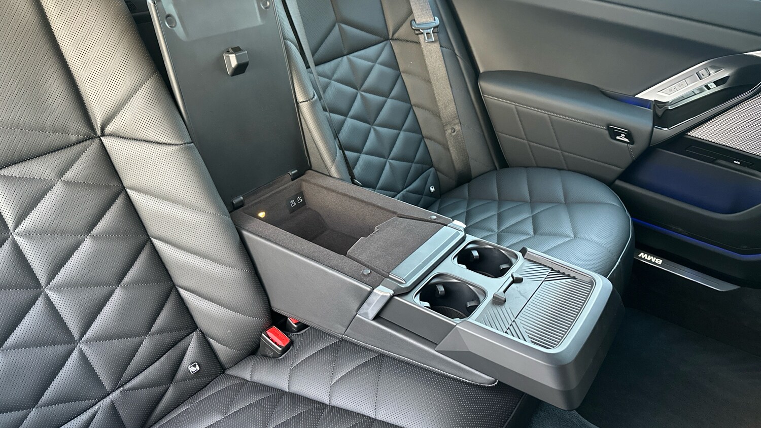 Used BMW 7 Series 2025 for sale - 77567604: Photo 31