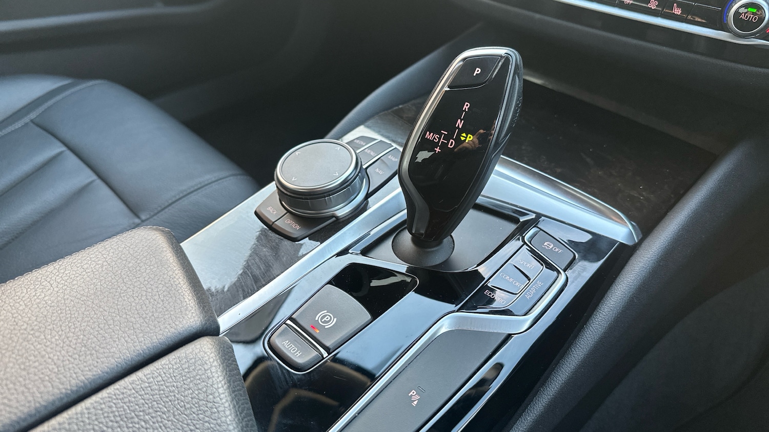 Used BMW 5 Series 2017 for sale - 76507300: Photo 10