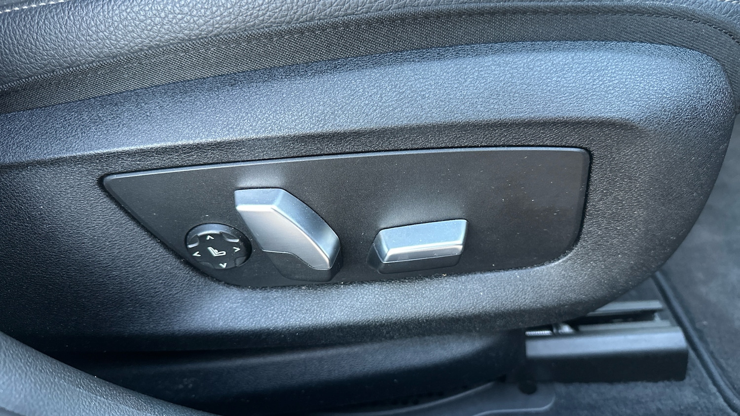 Used BMW 5 Series 2017 for sale - 76507300: Photo 32