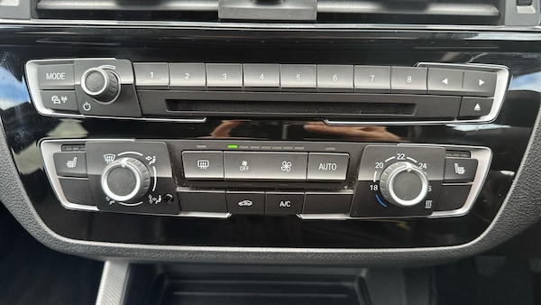 Used BMW 1 Series 2018 for sale - 76265275: Photo 34