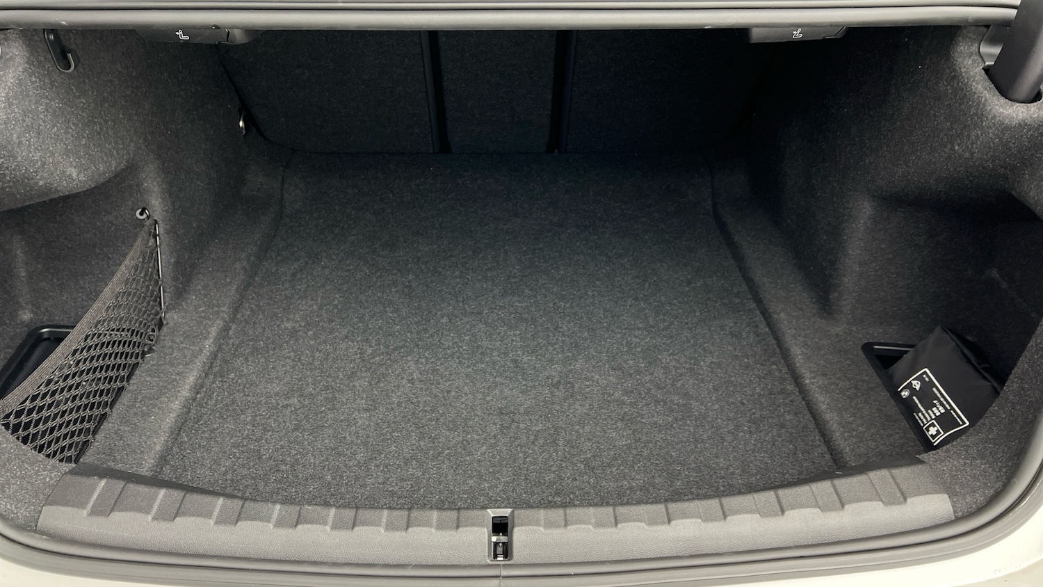 Used BMW 3 Series 2024 for sale - 77274760: Photo 13