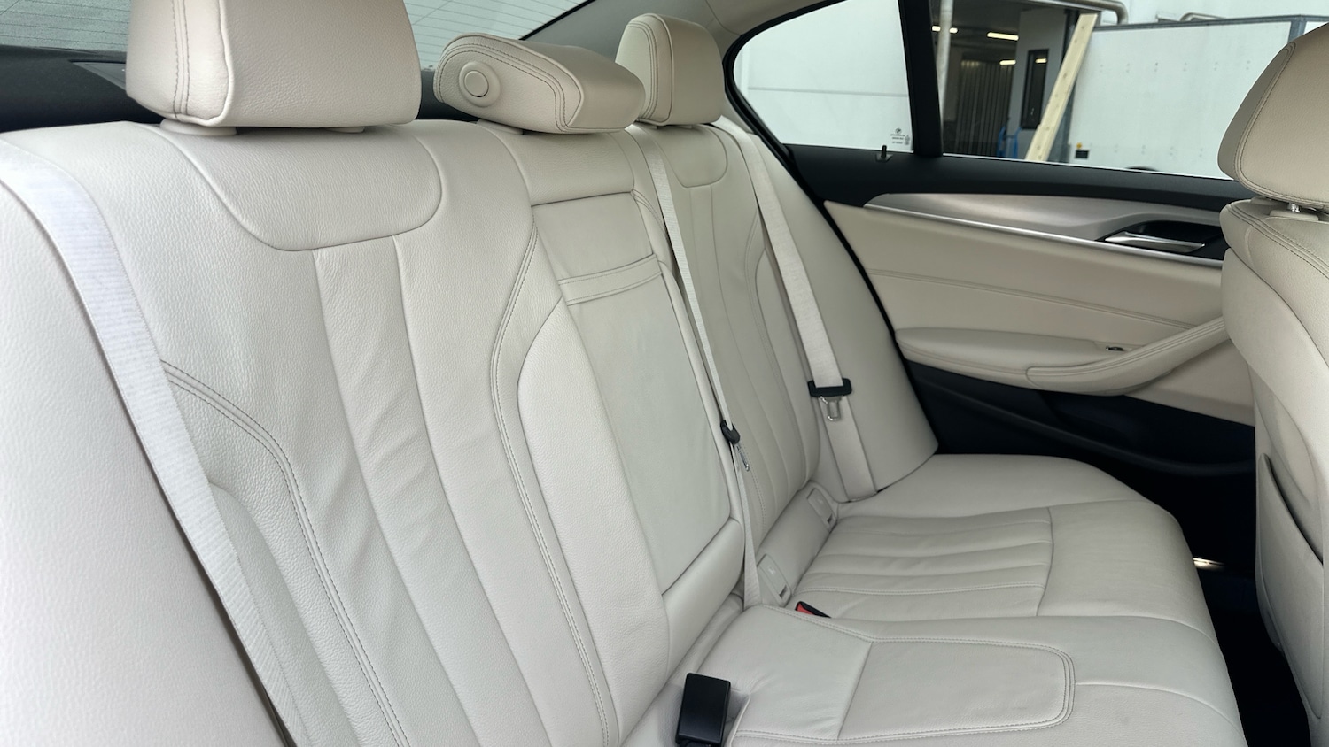 Used BMW 5 Series 2017 for sale - 77985210: Photo 12