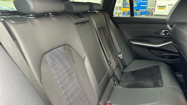 Used BMW 3 Series 2024 for sale - 76298902: Photo 12