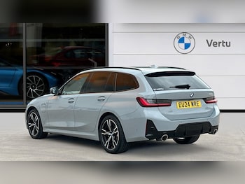 Used BMW 3 Series 2024 for sale - 76298902: Photo