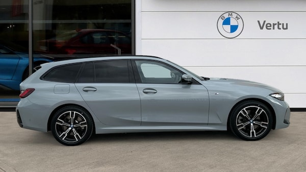 Used BMW 3 Series 2024 for sale - 76298902: Photo 3