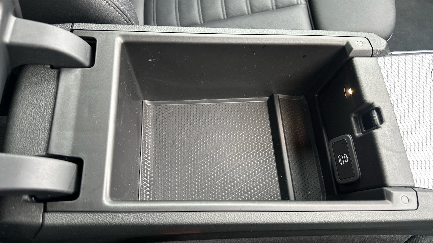 Used BMW 3 Series 2025 for sale - 77592667: Photo 35