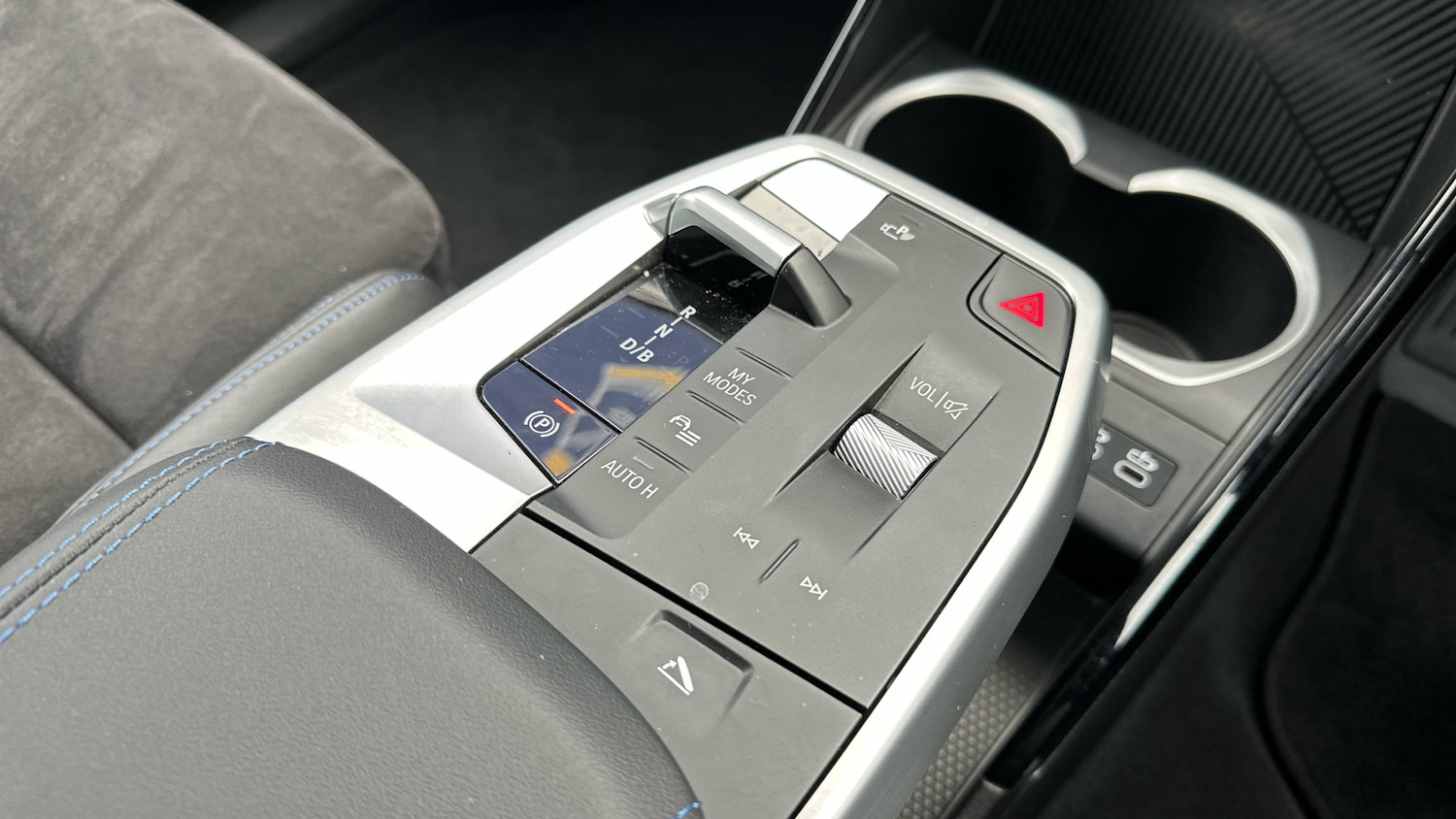 Used BMW iX2 2025 for sale - 77432508: Photo 10