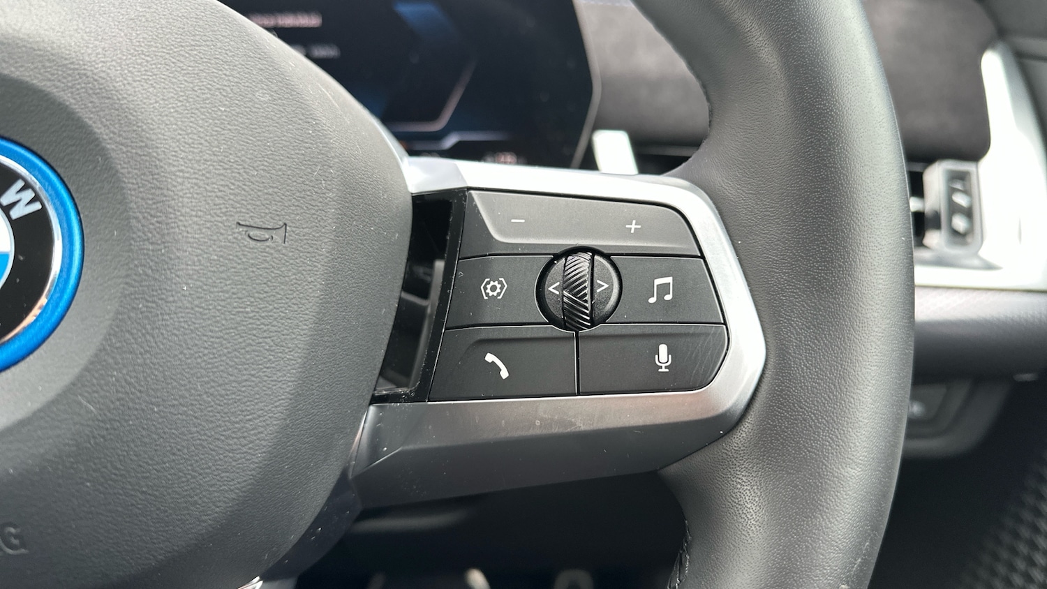 Used BMW iX2 2025 for sale - 77432508: Photo 18