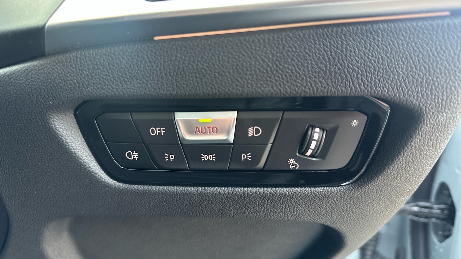 Used BMW 3 Series 2024 for sale - 77151867: Photo 20