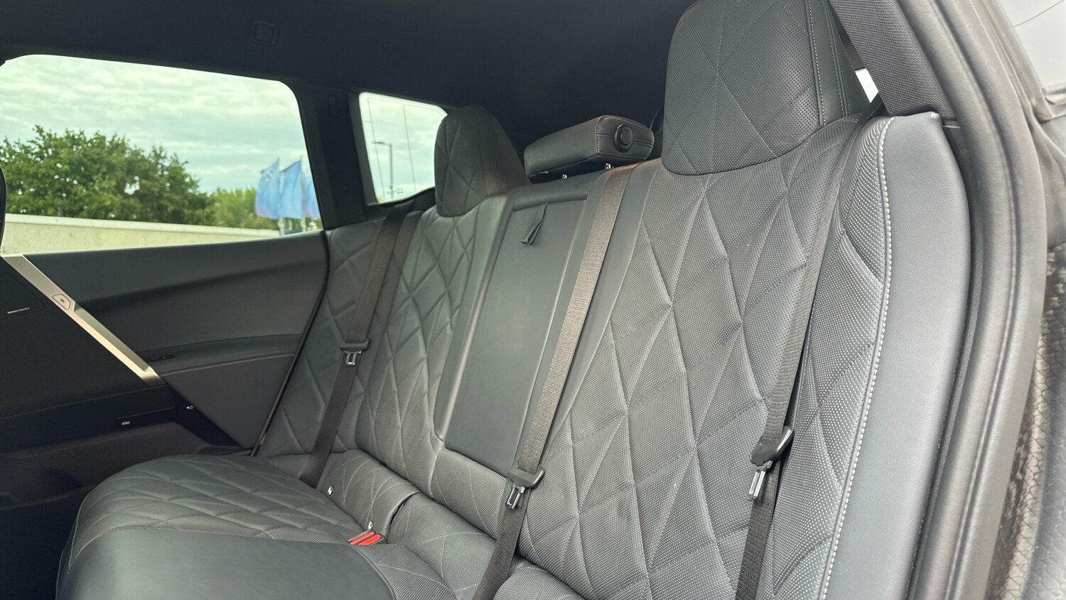 Used BMW iX 2022 for sale - 76157032: Photo 12