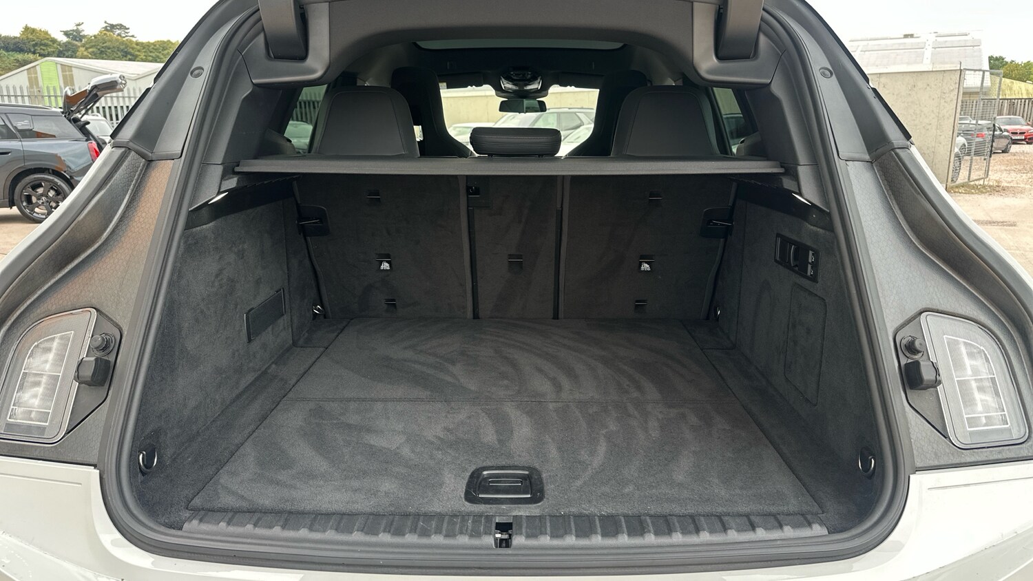 Used BMW iX 2022 for sale - 76157032: Photo 13