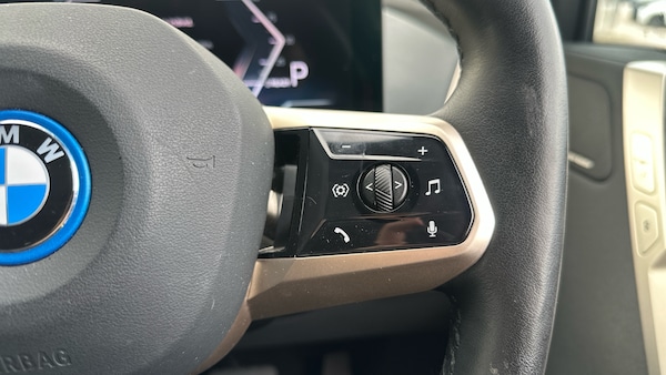 Used BMW iX 2022 for sale - 76157032: Photo 18