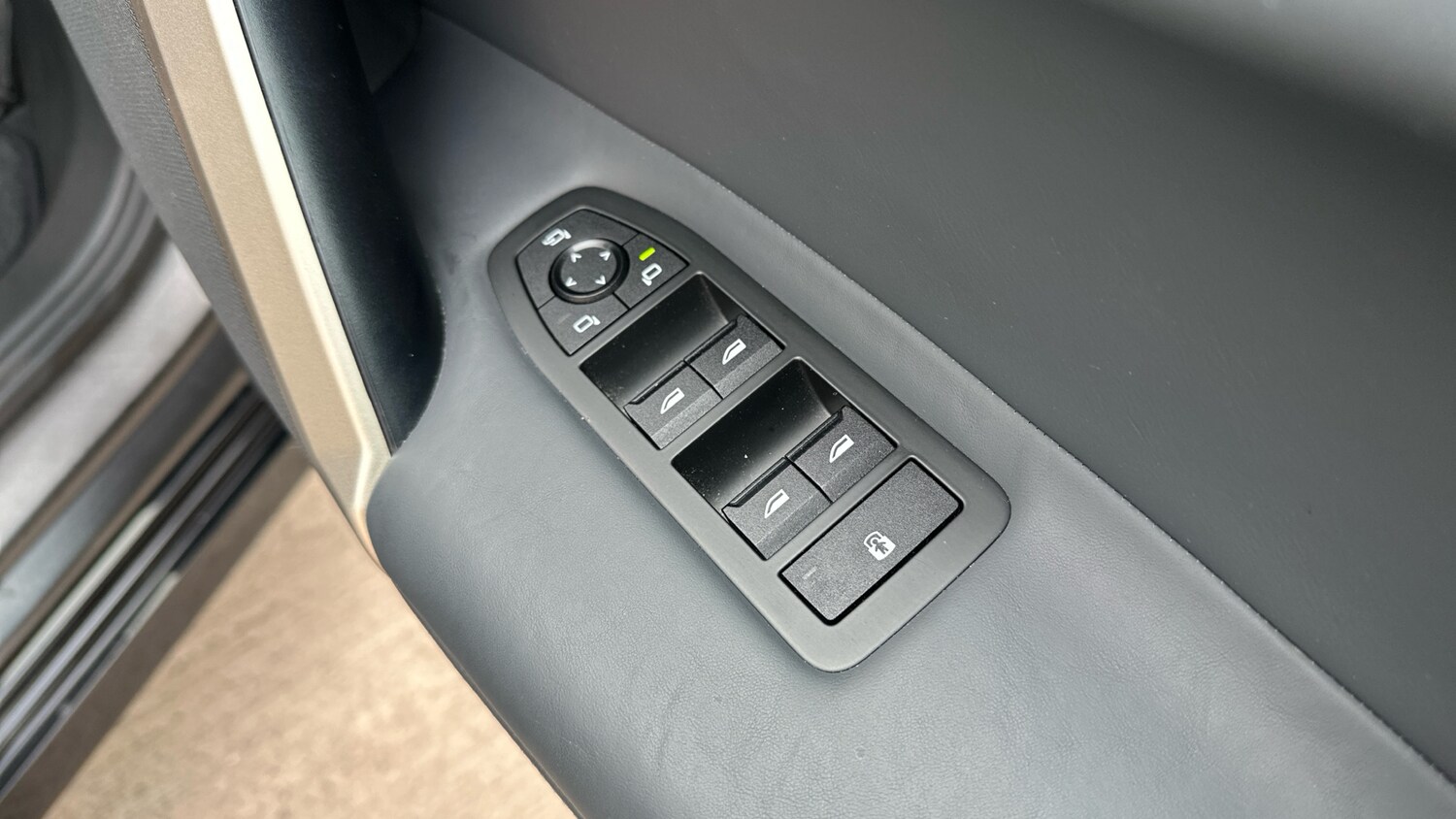 Used BMW iX 2022 for sale - 76157032: Photo 35